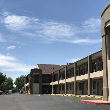 Days Inn By Wyndham Albuquerque West Екстериор снимка